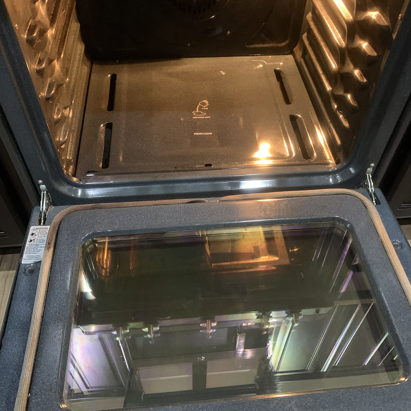 Deep cleaning oven service in Utah — after